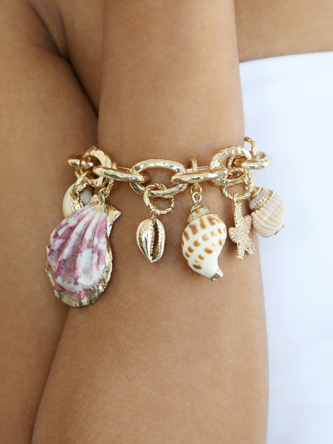Bracelets Mermaid Tears Bracelet Shell with 18k Gold Plating / One Size Ettika